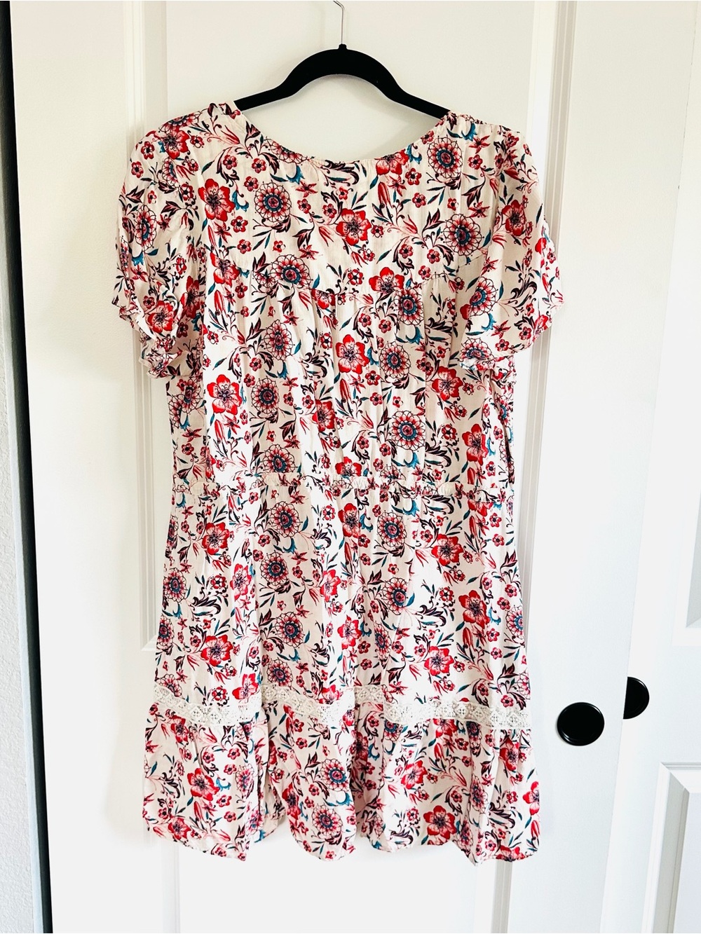 Knox Rose Red and Blue Floral Mini Dress - Picture 2 of 12